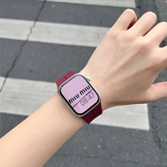 Apple Watch Band Waterproof Magnetic Adjustable Stylish Strap Watch Band WineRed - Picture 5 of 11